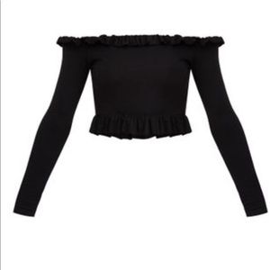 Black long sleeve crop top